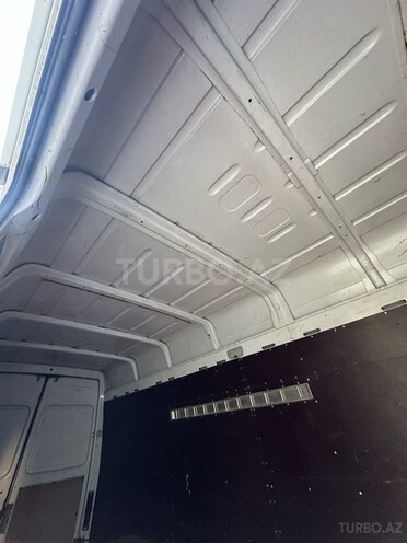 Mercedes Sprinter 313 1998, 300,000 km - 2.9 l - Ucar