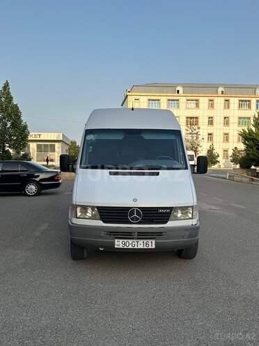 Mercedes Sprinter 313 1998, 300,000 km - 2.9 l - Ucar