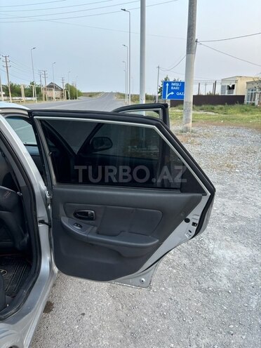 Hyundai Elantra 2001, 250,000 km - 2.0 l - Kürdəmir