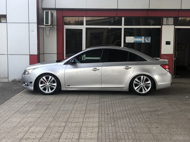 Chevrolet Cruze 2015, 300,000 km - 1.4 l - Ağcabədi