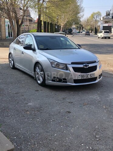 Chevrolet Cruze 2015, 300,000 km - 1.4 l - Ağcabədi