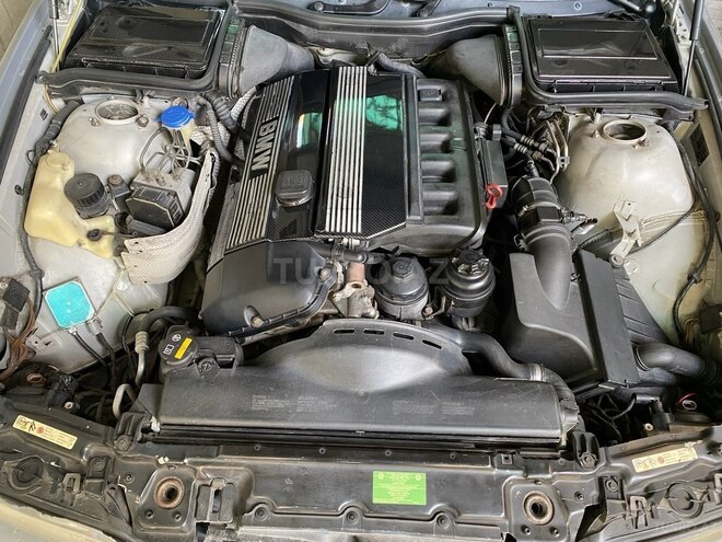 BMW 525 2000, 266,000 km - 2.5 l - Bakı