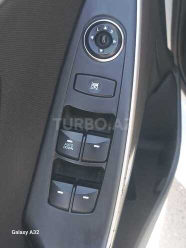 Hyundai i30 2015, 40,000 km - 1.6 l - Gəncə