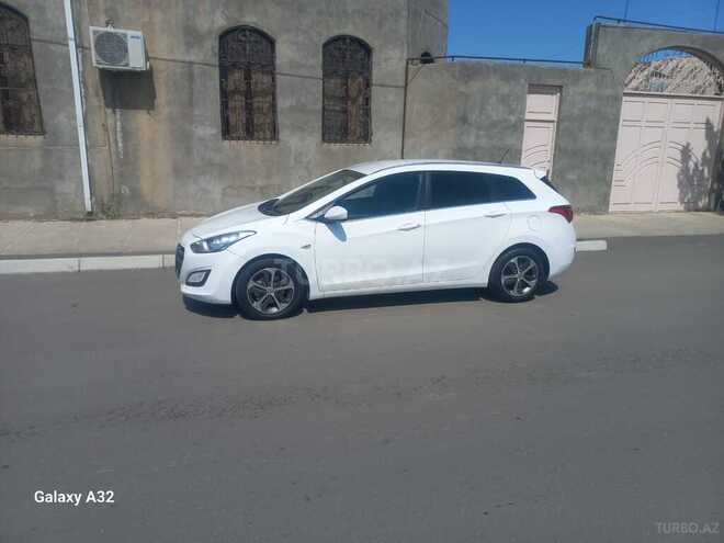 Hyundai i30 2015, 40,000 km - 1.6 l - Gəncə