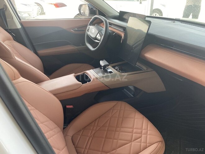 Changan Qiyuan A05 2024, 39,000 km - 1.5 л - Bakı