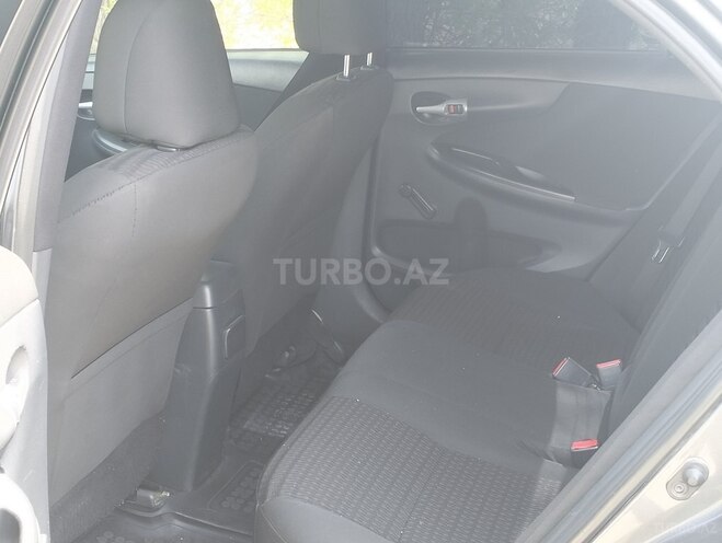 Toyota Corolla 2010, 300,000 km - 1.4 l - Bərdə