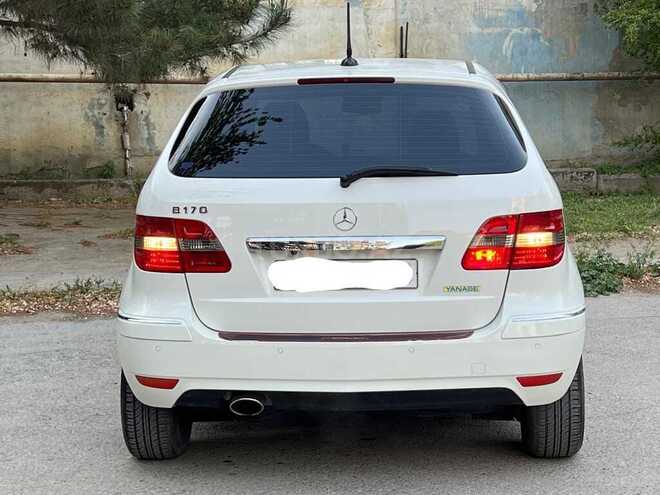 Mercedes B 170 2009, 178,000 km - 1.7 л - Sumqayıt
