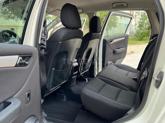 Mercedes B 170 2009, 178,000 km - 1.7 л - Sumqayıt