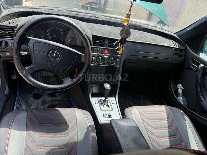 Mercedes C 200 1999, 244,000 km - 2.0 l - Bakı