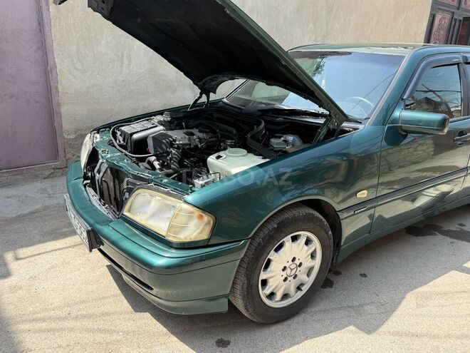 Mercedes C 200 1999, 244,000 km - 2.0 l - Bakı