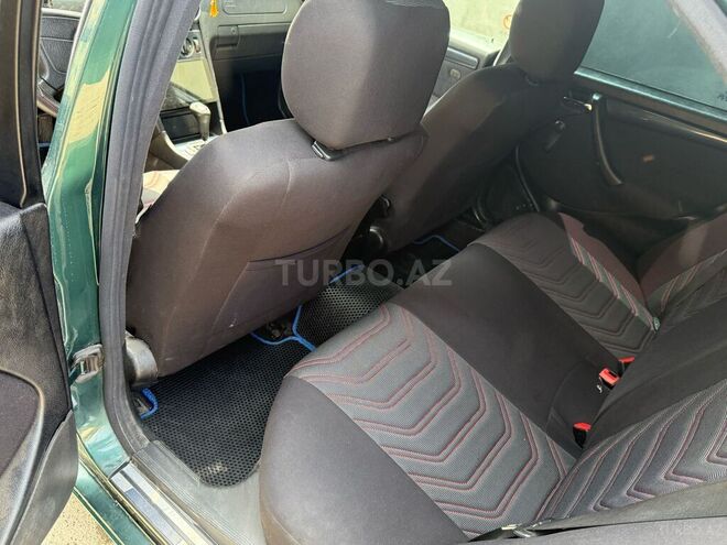 Mercedes C 200 1999, 244,000 km - 2.0 l - Bakı