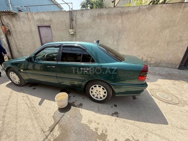 Mercedes C 200 1999, 244,000 km - 2.0 l - Bakı