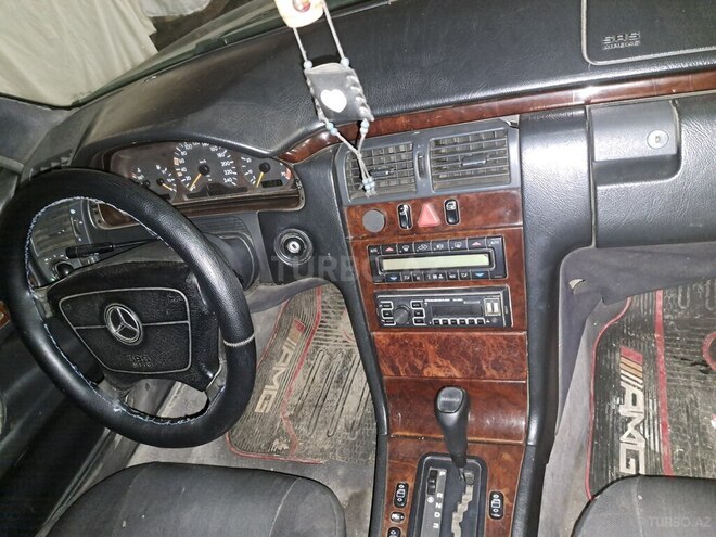 Mercedes E 230 1995, 700,000 km - 2.3 l - Gəncə