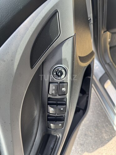 Hyundai Elantra 2015, 167,372 km - 1.8 l - Bakı