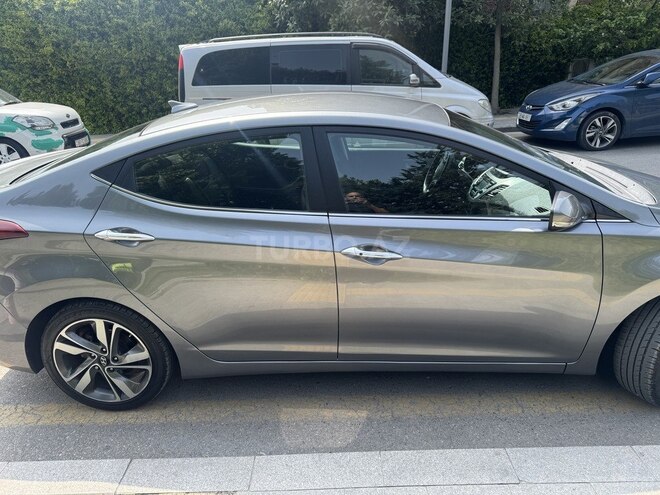 Hyundai Elantra 2015, 167,372 km - 1.8 l - Bakı