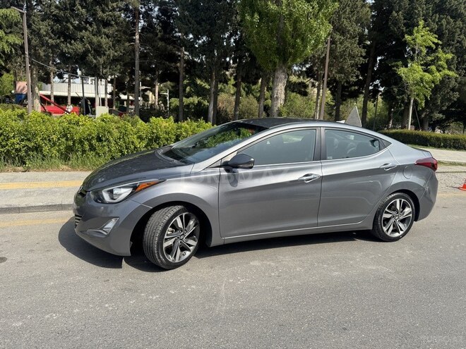 Hyundai Elantra 2015, 167,372 km - 1.8 l - Bakı