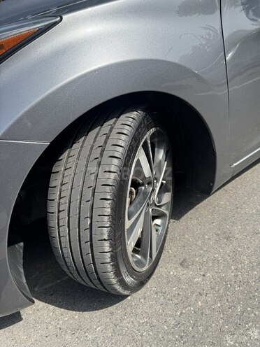Hyundai Elantra 2015, 167,372 km - 1.8 l - Bakı