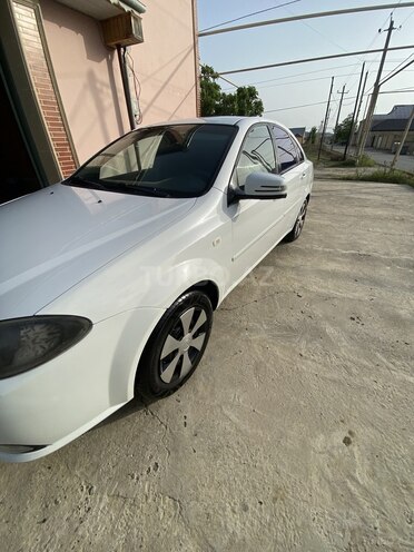 Daewoo Gentra 2013, 490,000 km - 1.5 l - Şirvan