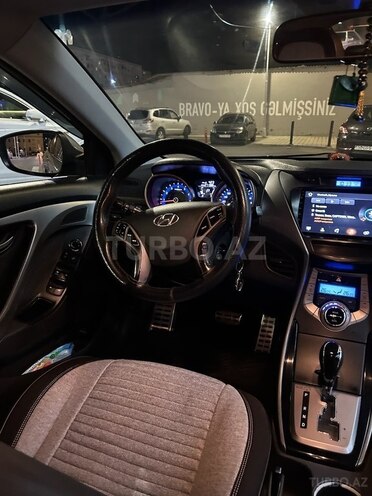 Hyundai Elantra 2013, 271,000 km - 1.8 l - Sumqayıt