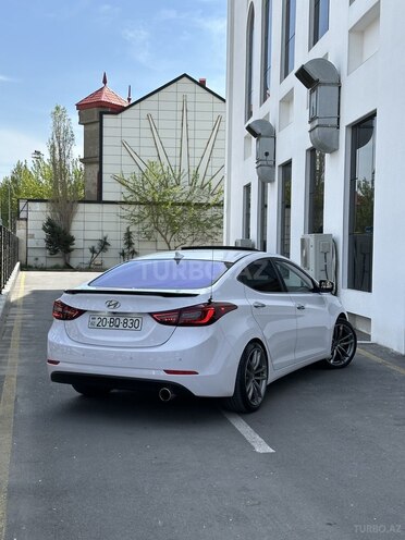 Hyundai Avante 2015, 180,000 km - 1.6 l - Bakı