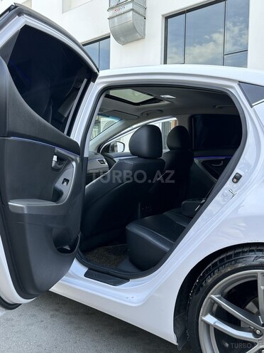 Hyundai Avante 2015, 180,000 km - 1.6 l - Bakı