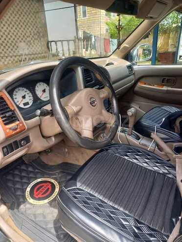 Nissan Pathfinder 2003, 225,467 km - 3.5 l - Astara