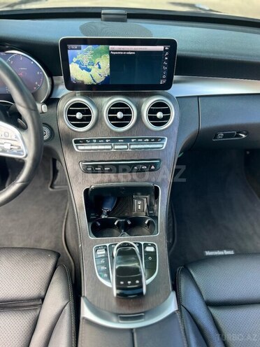 Mercedes C 220 d 4MATIC 2021, 62,000 km - 2.2 l - Bakı