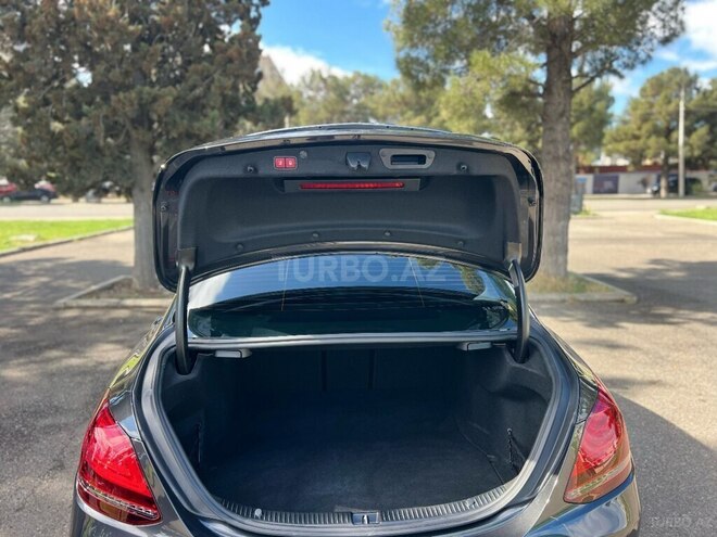Mercedes C 220 d 4MATIC 2021, 62,000 km - 2.2 l - Bakı