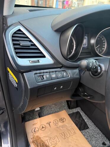 Hyundai Santa Fe 2017, 16,200 km - 2.0 l - Bakı