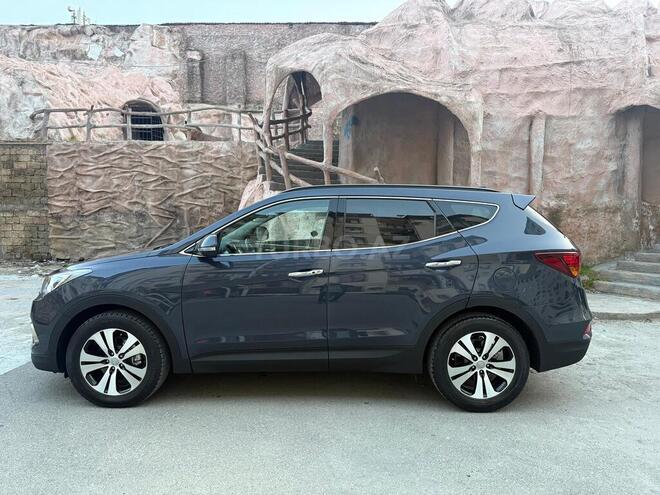 Hyundai Santa Fe 2017, 16,200 km - 2.0 l - Bakı