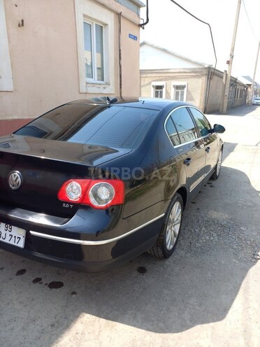 Volkswagen Passat 2006, 178,000 km - 2.0 l - Gəncə