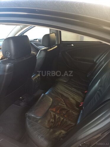 Volkswagen Passat 2006, 178,000 km - 2.0 l - Gəncə