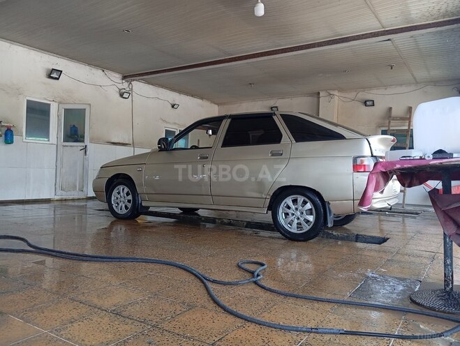 LADA (VAZ) 2112 2001, 332,000 km - 1.5 l - Qusar