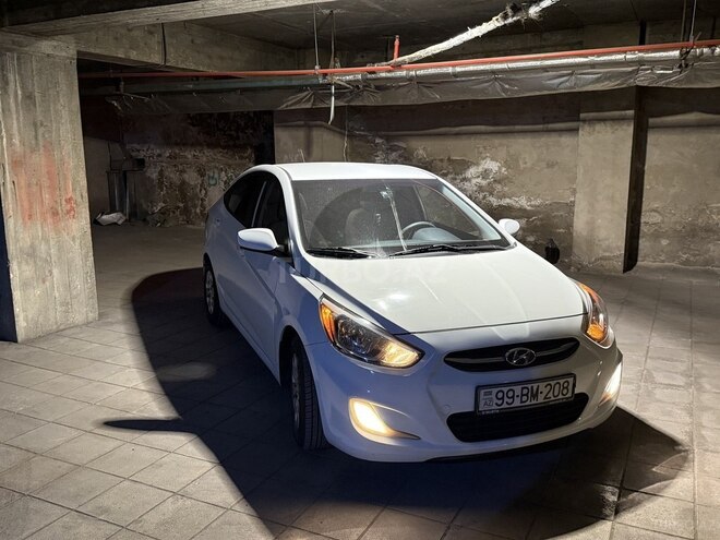 Hyundai Accent 2015, 110,000 km - 1.6 l - Bakı