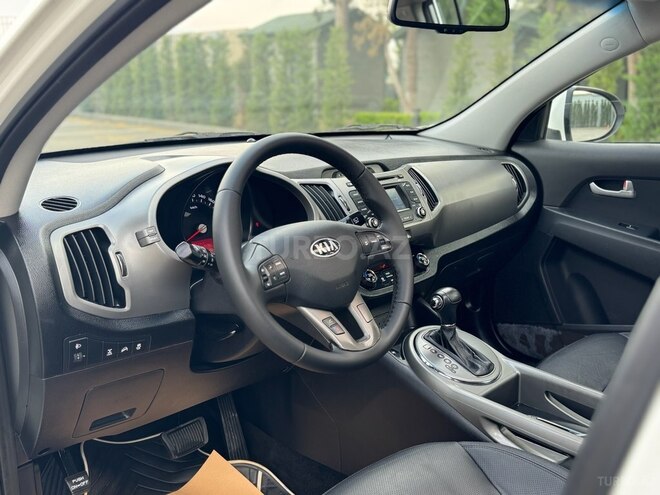 Kia Sportage 2014, 180,000 km - 2.4 l - Bakı