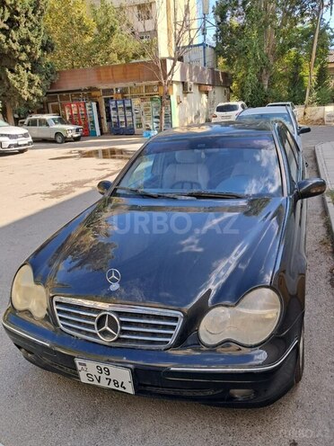 Mercedes C 180 2004, 226,000 km - 1.8 l - Bakı
