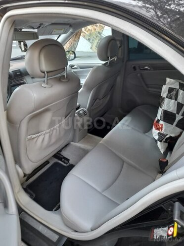 Mercedes C 180 2004, 226,000 km - 1.8 l - Bakı
