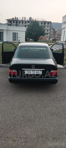 Mercedes E 230 1992, 560,000 km - 2.3 l - Bakı