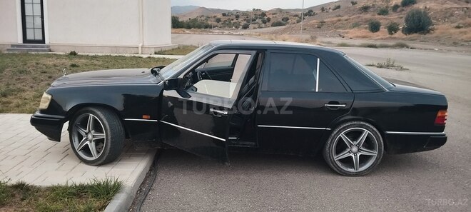 Mercedes E 230 1992, 560,000 km - 2.3 l - Bakı