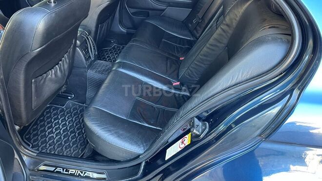 BMW Alpina  1999, 228,000 km - 4.6 l - Sumqayıt