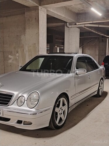 Mercedes E 230 1999, 90,000 km - 2.3 l - Bakı