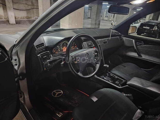 Mercedes E 230 1999, 90,000 km - 2.3 l - Bakı