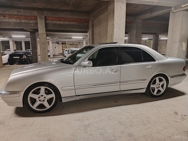Mercedes E 230 1999, 90,000 km - 2.3 l - Bakı