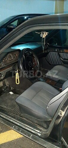 Mercedes E 220 1994, 386,125 km - 2.2 l - Bakı