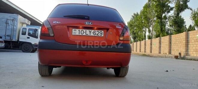 Kia Rio 2009, 300,000 km - 1.4 л - Quba
