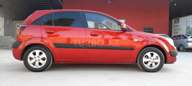 Kia Rio 2009, 300,000 km - 1.4 л - Quba
