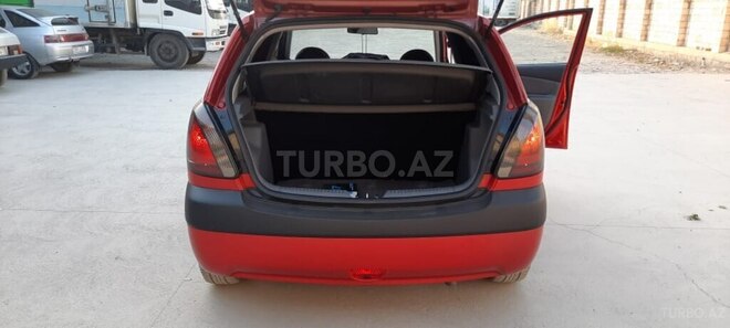 Kia Rio 2009, 300,000 km - 1.4 л - Quba