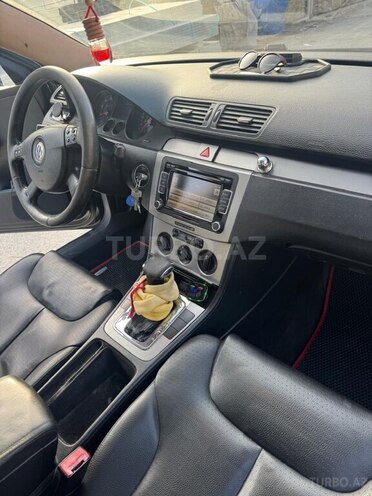 Volkswagen Passat 2005, 240,000 km - 2.0 л - Bakı