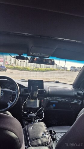 Volkswagen Passat 2002, 245,600 km - 1.8 л - Bakı