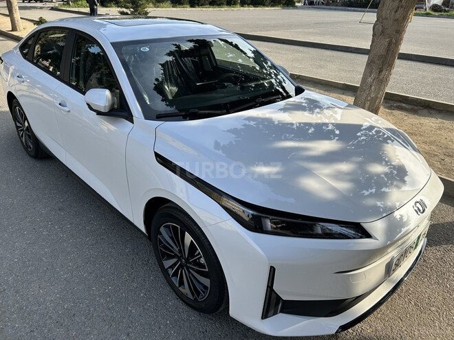 Changan Qiyuan A05 2025, 0 km - 1.5 л - Bakı